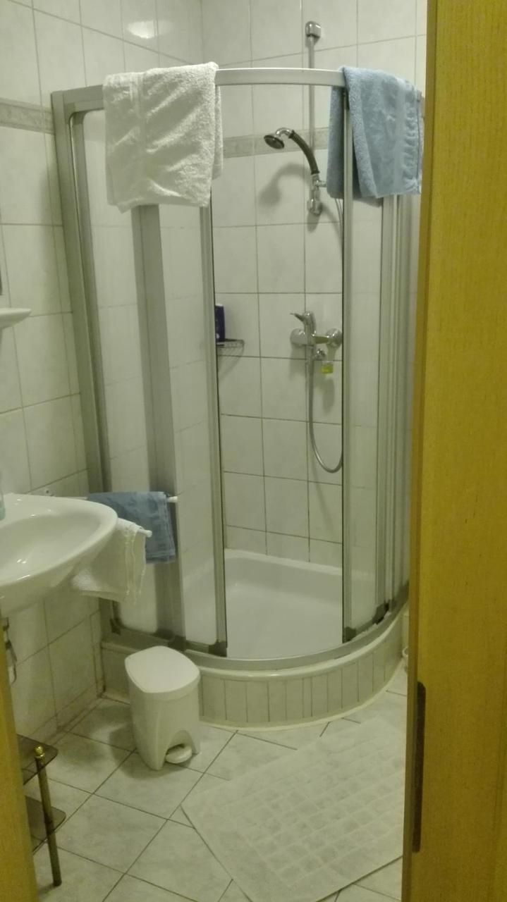 Appartement Gastehaus Raab à Albrechtshohe Extérieur photo