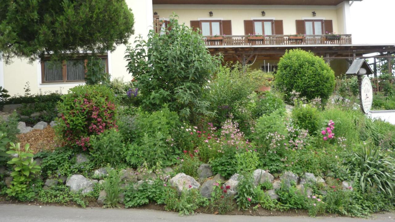 Appartement Gastehaus Raab à Albrechtshohe Extérieur photo